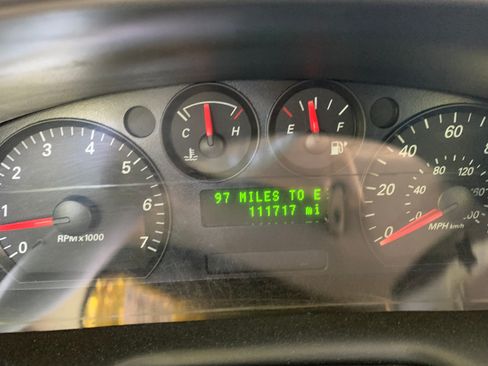 Used 2006 Ford Taurus SE image 7