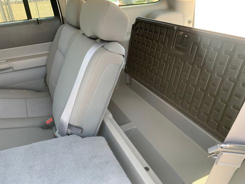 Used 2007 Dodge Durango 2WD SXT image 13