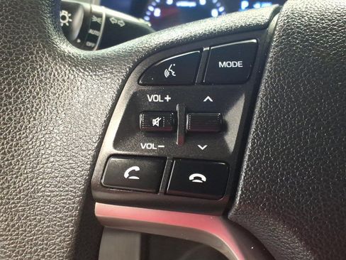 Used 2019 Hyundai Tucson SE AWD/4WD image 10