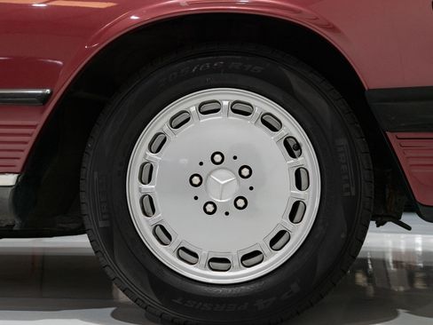 Used 1989 Mercedes-Benz 560 SL image 22