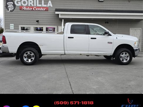Used 2011 RAM 2500 SLT image 8