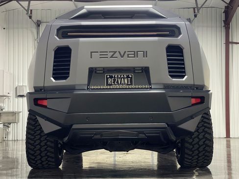 Used 2023 Cadillac Escalade Platinum Luxury image 10