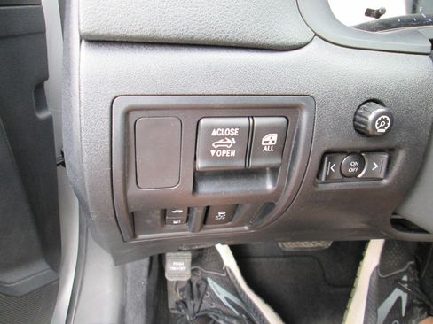 Used 2014 Lexus IS 250C image 11