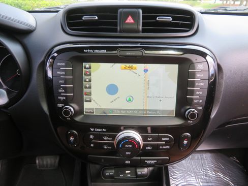 Used 2016 Kia Soul ! image 34