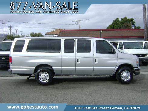 Used 2014 Ford E-350 and Econoline 350 XLT image 1