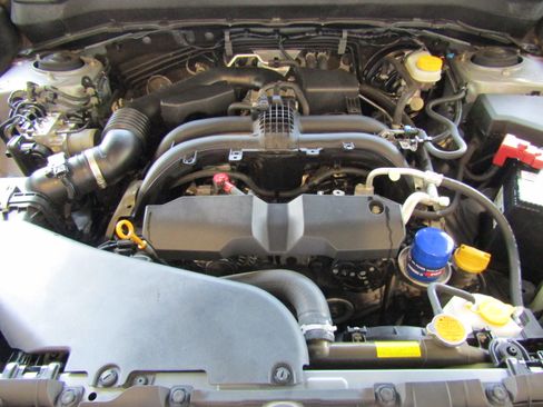 Used 2017 Subaru Forester 2.5i Touring image 18