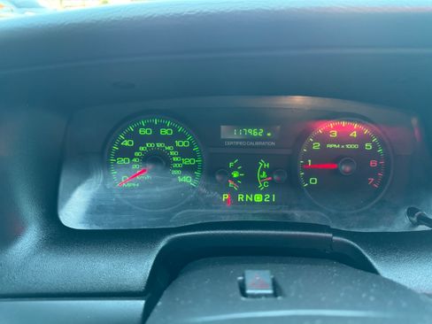 Used 2011 Ford Crown Victoria Police Interceptor image 18