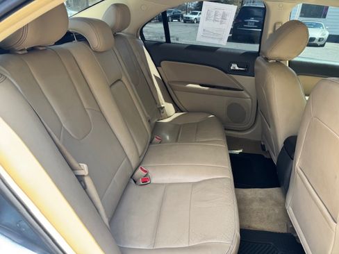 Used 2012 Ford Fusion SEL image 17