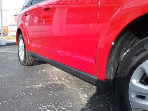 Used 2017 Dodge Journey SE image 17