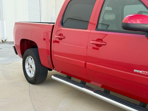 Used 2007 Chevrolet Silverado 1500 LTZ image 47