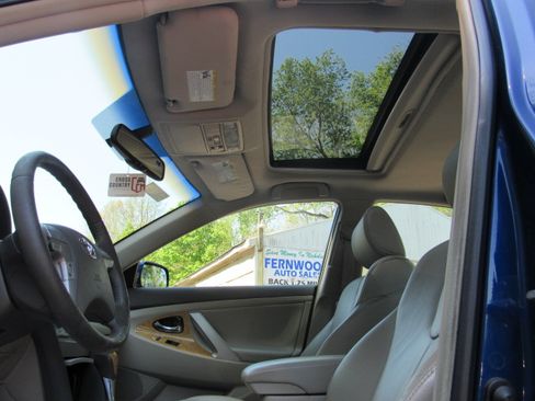 Used 2007 Toyota Camry V6 FWD image 19