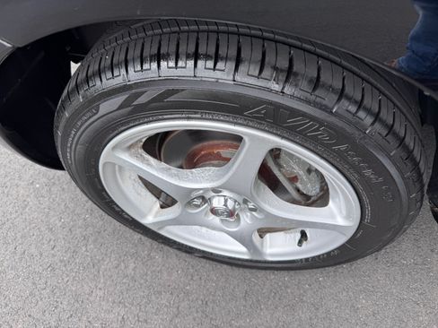 Used 2000 Toyota MR2 Spyder image 27