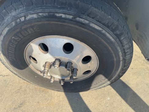 Used 2003 Ford F350 image 8