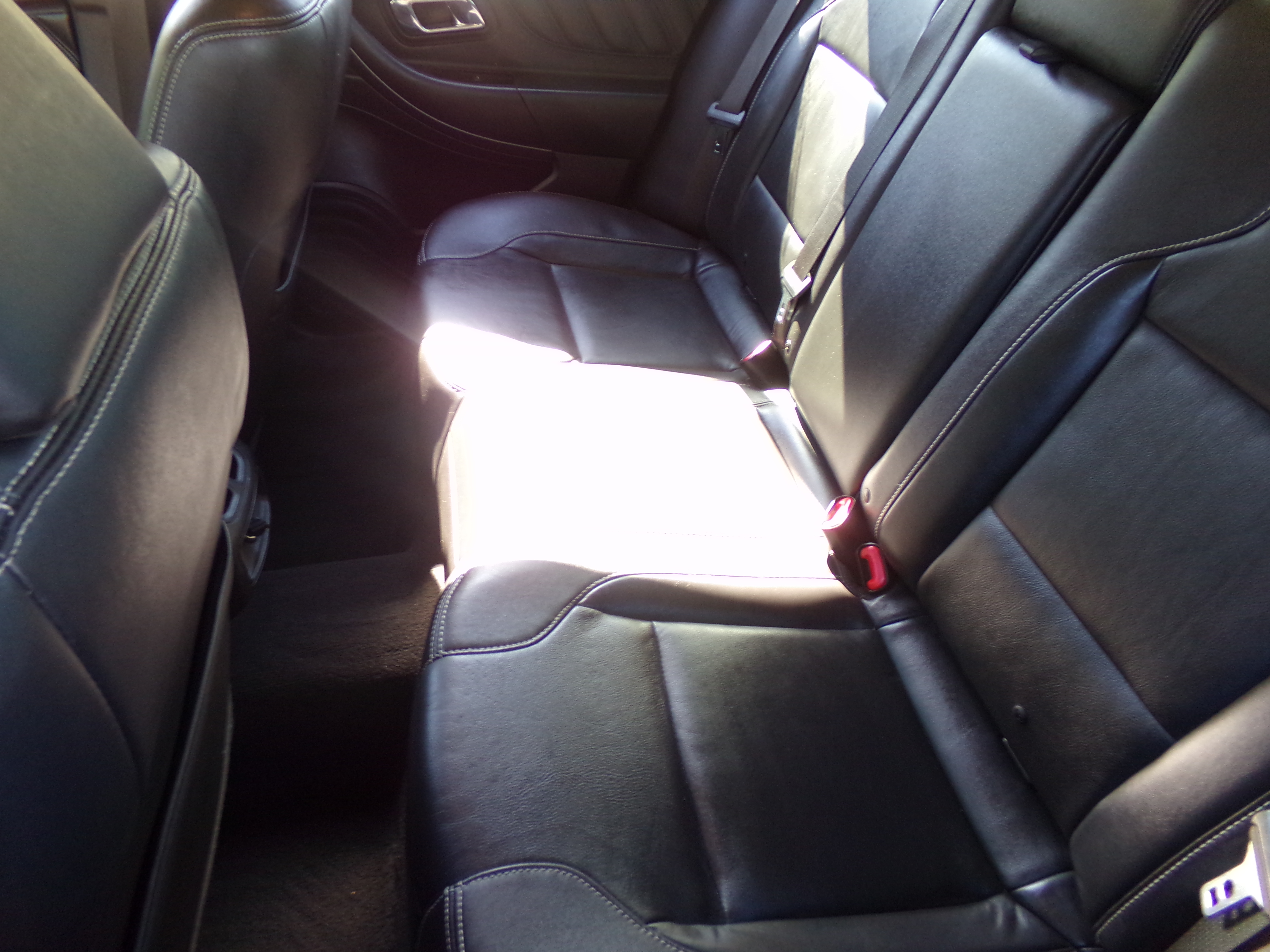 Used 2011 Ford Taurus SEL FWD image 13