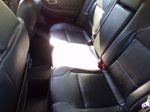 Used 2011 Ford Taurus SEL FWD image 13