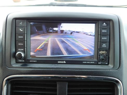 Used 2018 Dodge Grand Caravan SE image 15