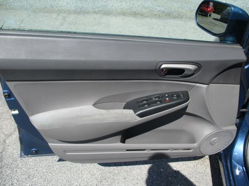 Used 2009 Honda Civic LX Sedan image 15