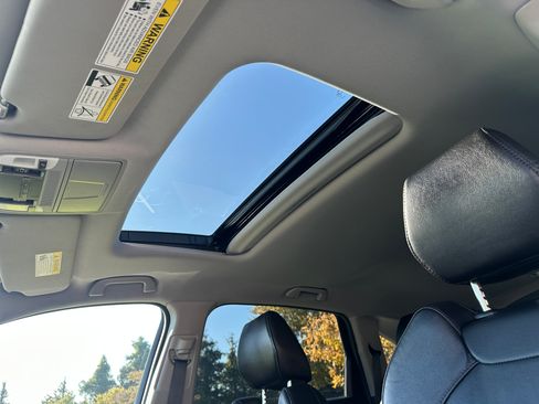 Used 2020 Acura MDX SH image 16