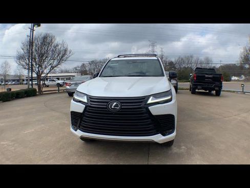 Certified 2025 Lexus LX 700h Luxury AWD/4WD image 3