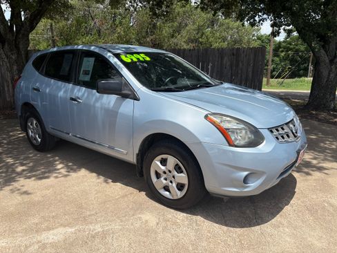Used 2015 Nissan Rogue Select FWD S image 2