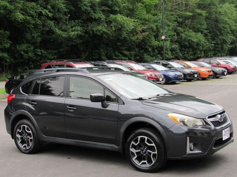 Used 2016 Subaru Crosstrek 2.0i Premium AWD/4WD image 13