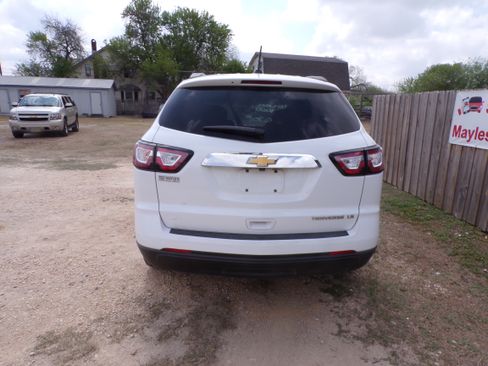 Used 2016 Chevrolet Traverse LS image 13
