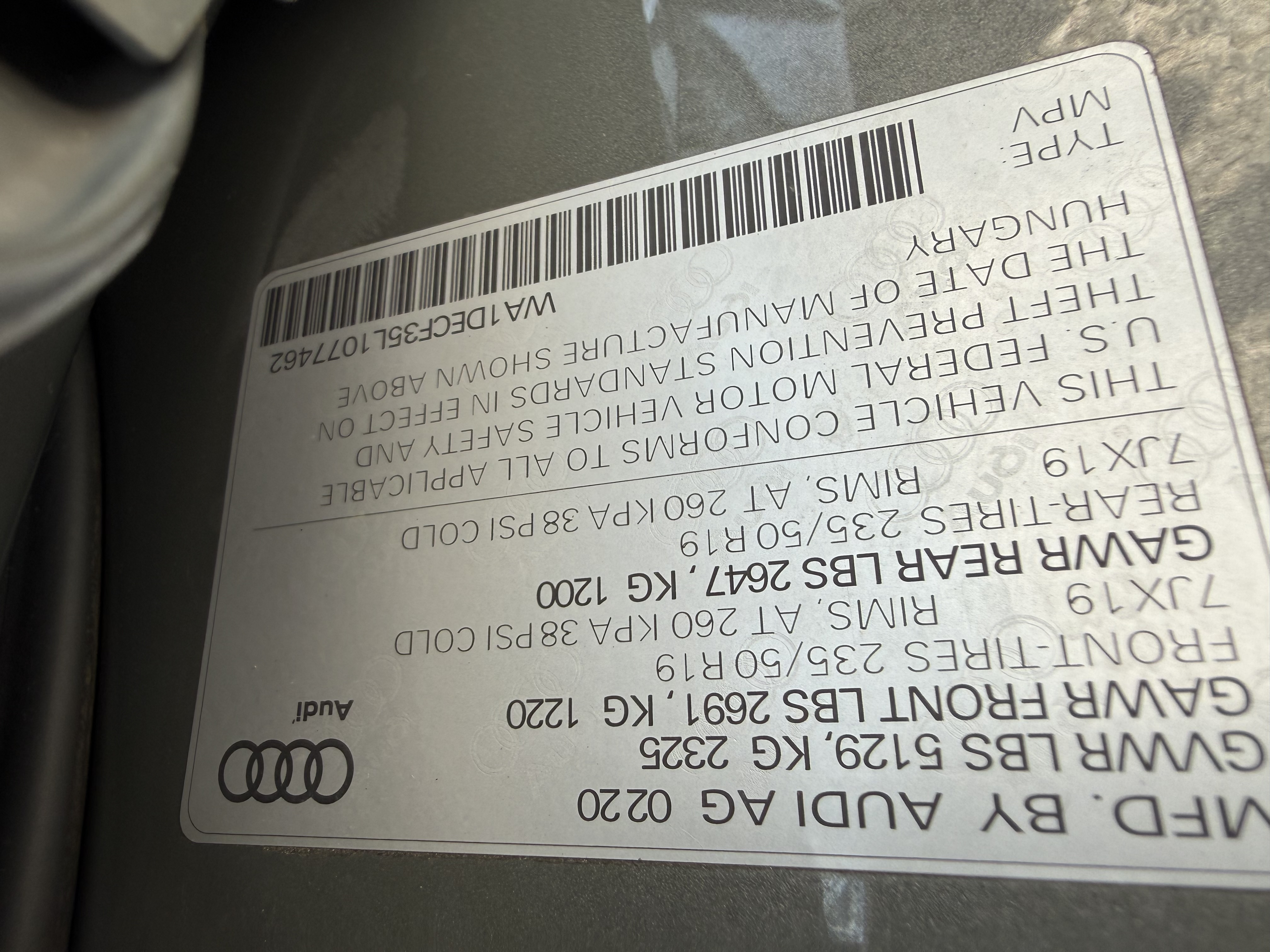 Used 2020 Audi Q3 quattro 2.0T Premium w/ S Line AWD/4WD image 29