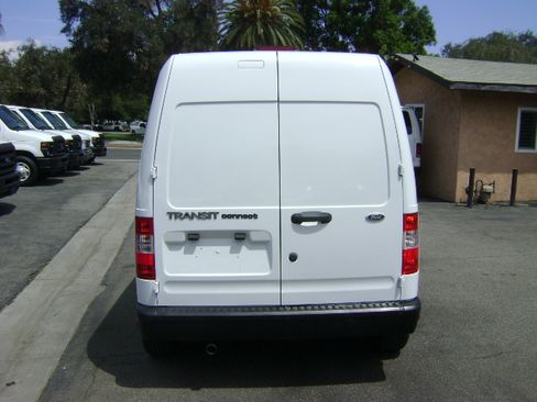 Used 2010 Ford Transit Connect XL FWD image 6