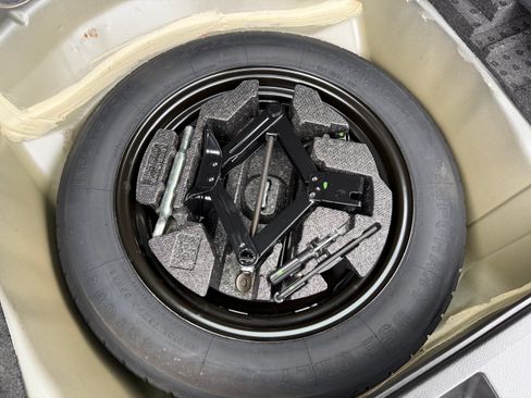 Used 2013 Subaru Outback 2.5i Limited image 28