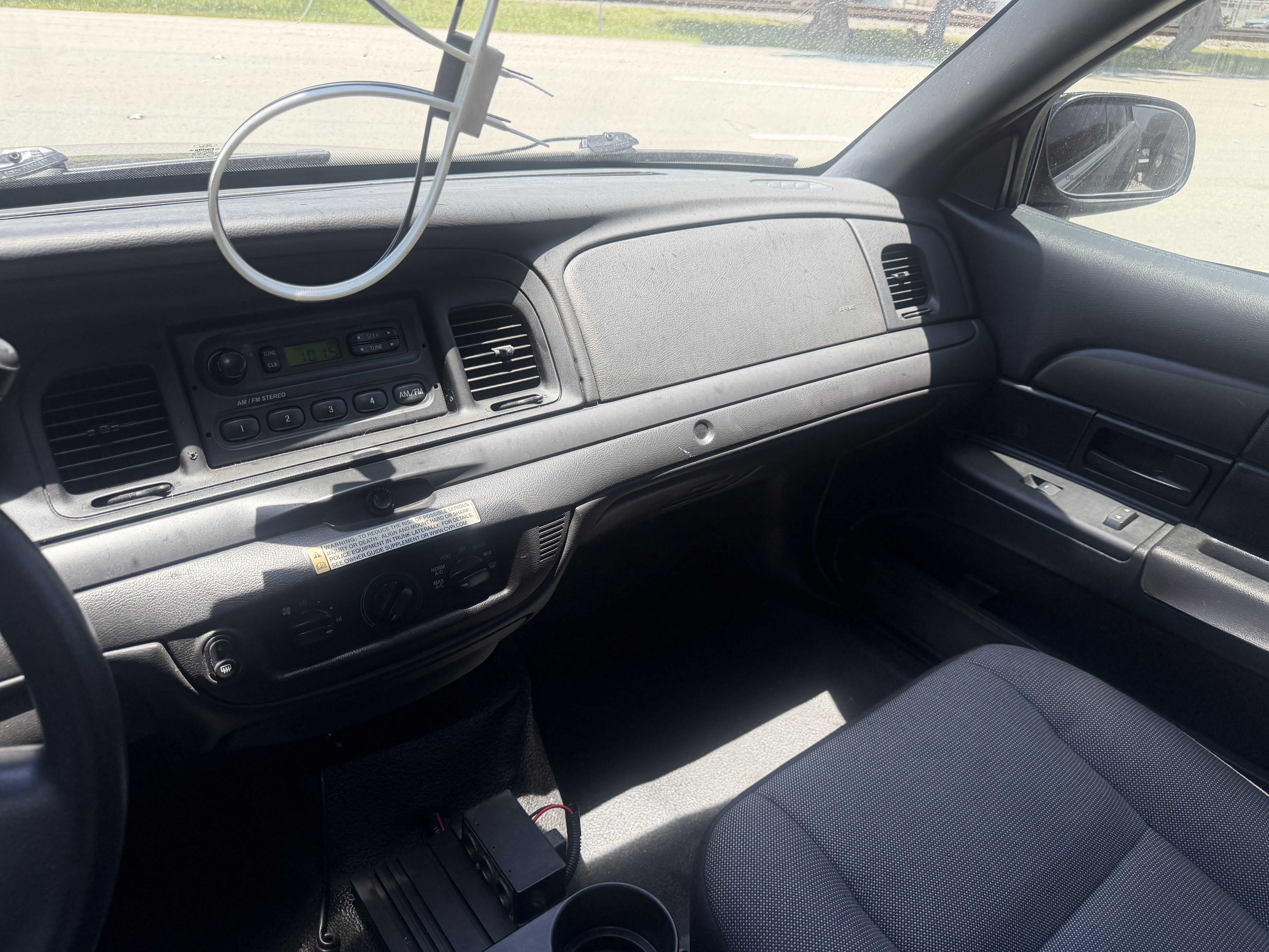 Used 2011 Ford Crown Victoria Police Interceptor RWD image 14