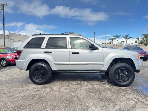 Used 2005 Jeep Grand Cherokee Laredo image 9