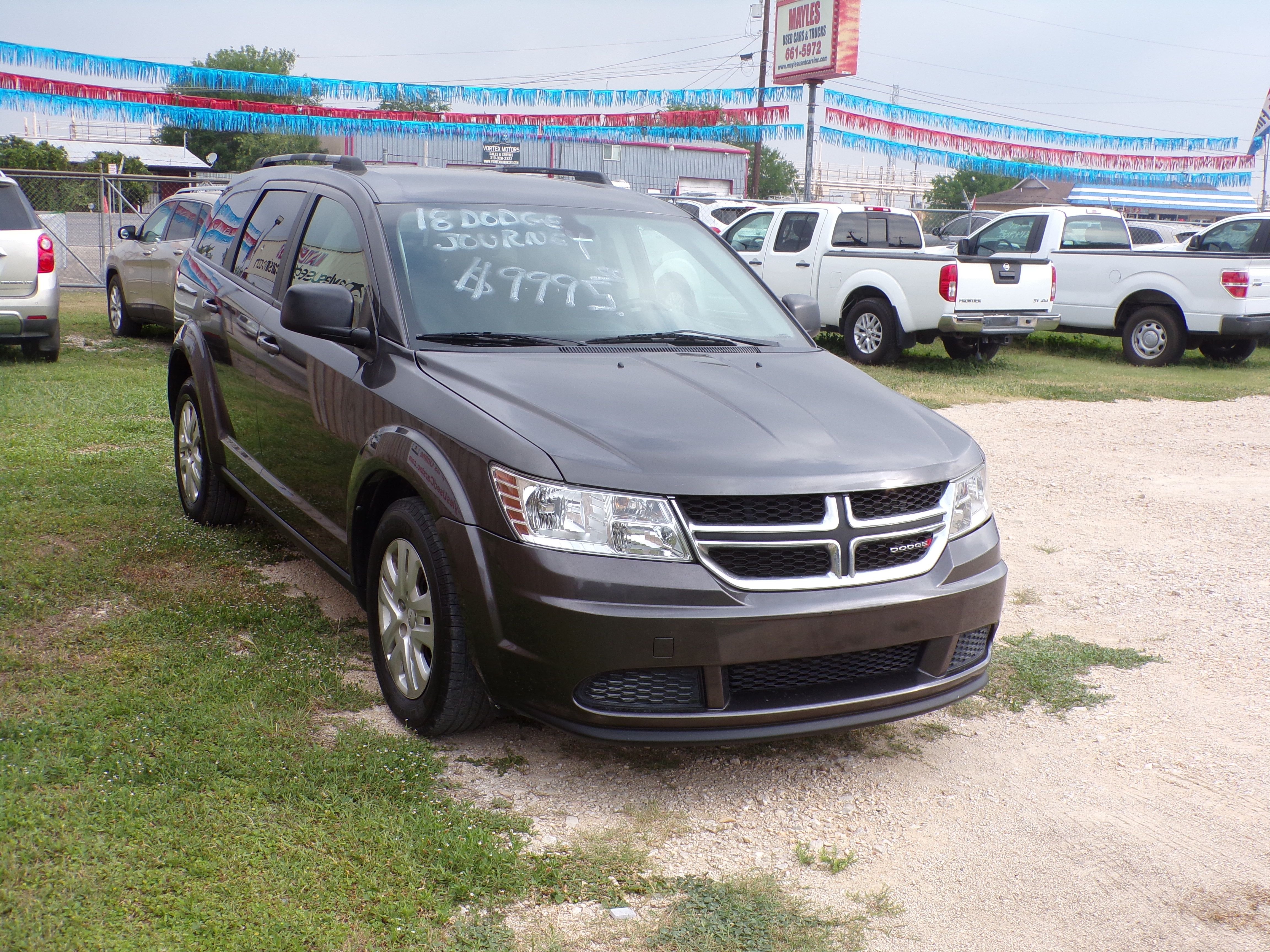 Used 2018 Dodge Journey SE FWD image 5