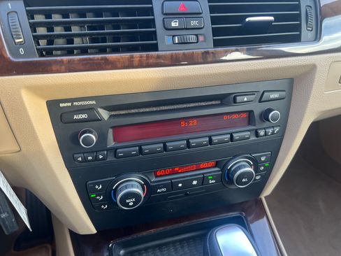 Used 2011 BMW 328i image 10