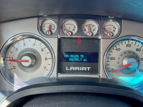 Used 2010 Ford F150 Lariat image 18