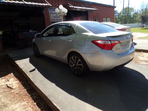 Used 2015 Toyota Corolla S image 5