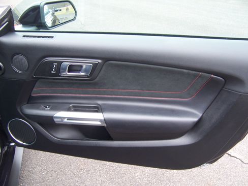 Used 2023 Ford Mustang GT Premium image 14