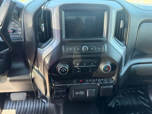 Used 2021 Chevrolet Silverado 2500 2WD Crew Cab W/T image 16