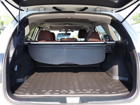 Used 2018 Subaru Outback 2.5i Touring AWD/4WD image 36