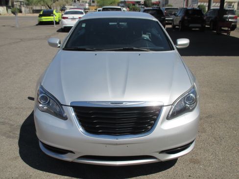 Used 2012 Chrysler 200 S Convertible FWD image 13
