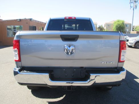Used 2019 RAM 2500 4x4 Crew Cab Tradesman image 13