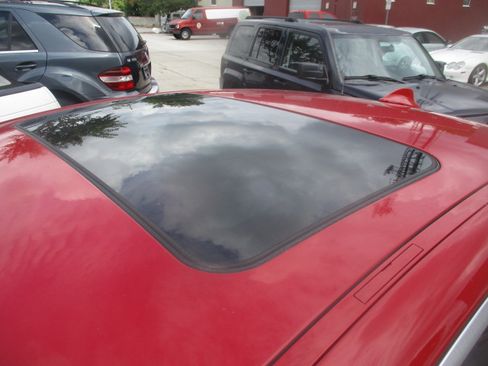 Used 2009 BMW 128i image 14
