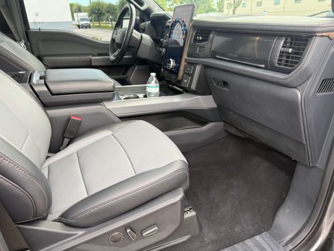 Used 2024 Ford F150 Lightning 4x4 SuperCrew Lariat image 2