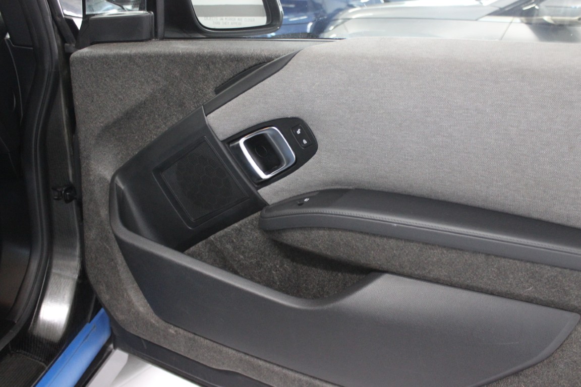 Used 2017 BMW i3 w/ Range Extender RWD image 28