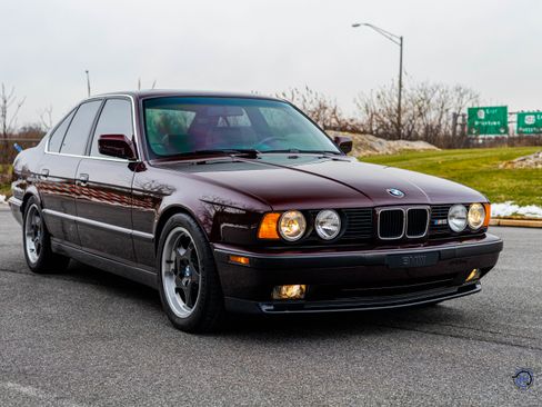 Used 1991 BMW M5 image 18