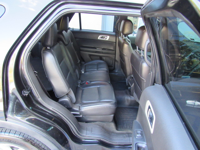 Used 2014 Ford Explorer 4WD XLT image 18