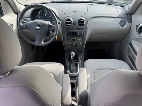 Used 2009 Chevrolet HHR LT image 22