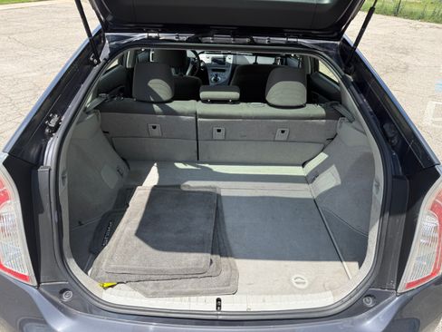 Used 2015 Toyota Prius Two FWD image 11