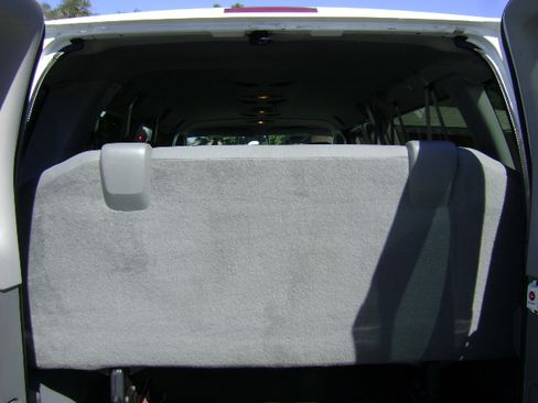 Used 2014 Ford E-350 and Econoline 350 XLT image 10