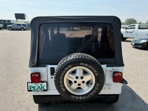 Used 1991 Jeep Wrangler 4WD S image 7