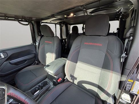 Used 2021 Jeep Gladiator Rubicon image 17